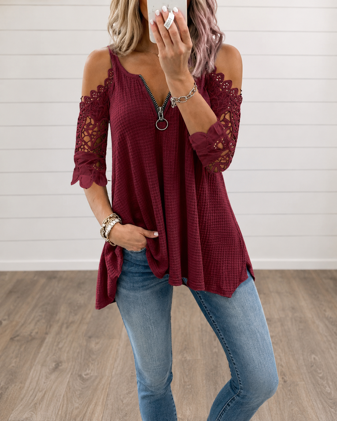 Estela - Camiseta de encaje para mujer con hombros descubiertos.